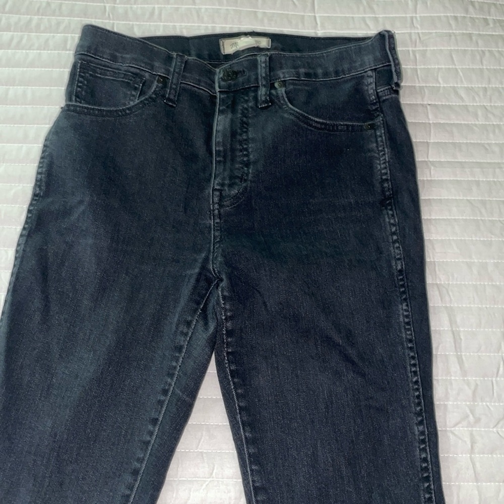 Madewell, black nondistressed skinny jeans size 28